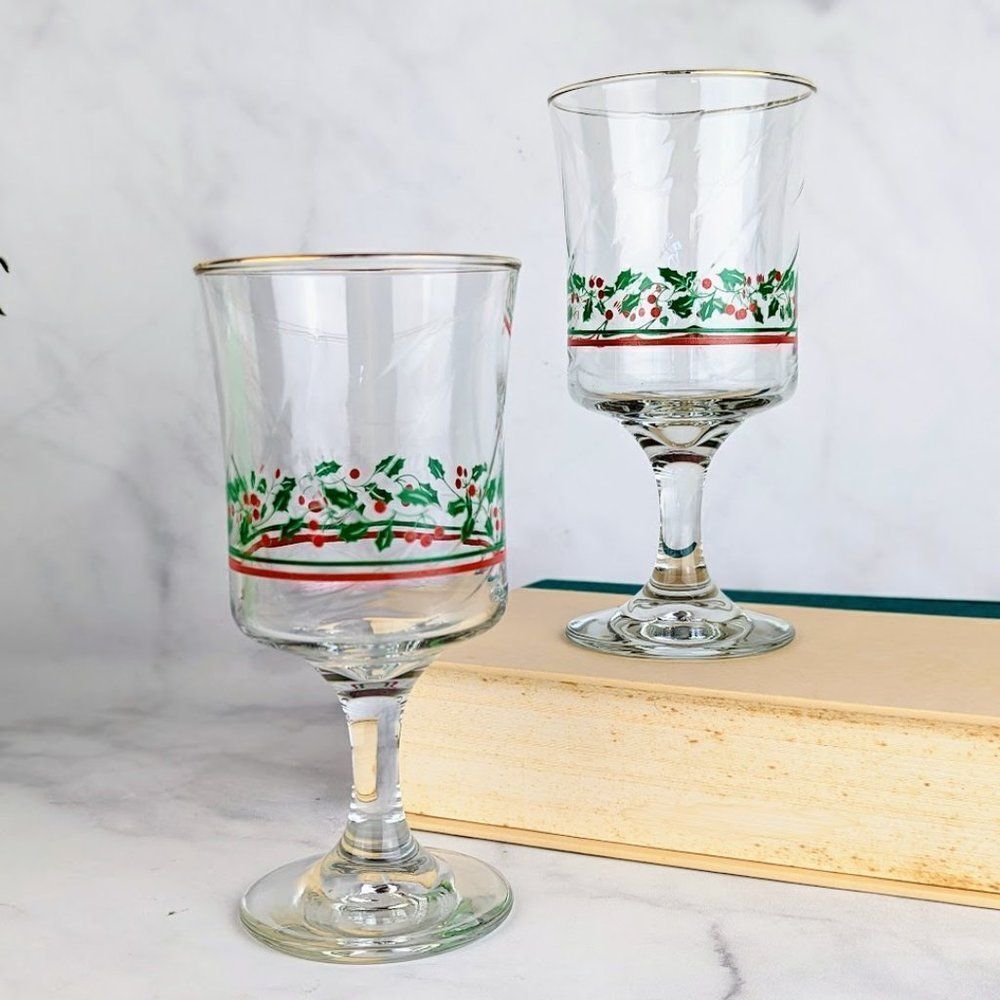 Vintage 1983 Arby's Christmas Holiday Stemmed Glasses Holly Gold Rim Set of 2